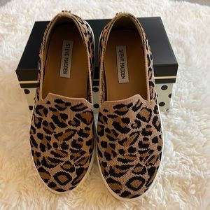 Steve Madden Leopard slip on upper mesh shoes